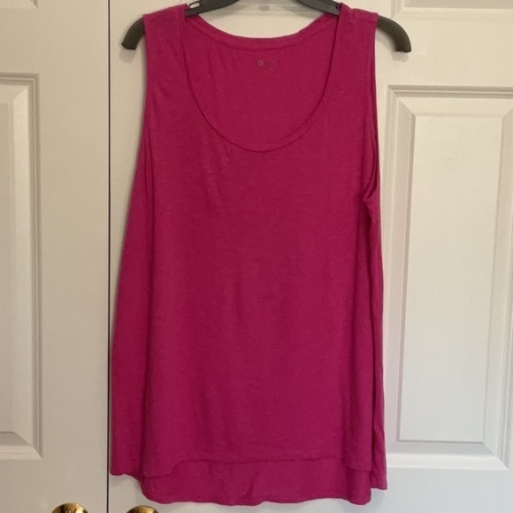 NEW Directions Tank - Picture 1 of 7